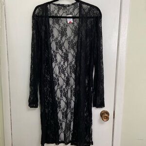 Lace Duster in Black